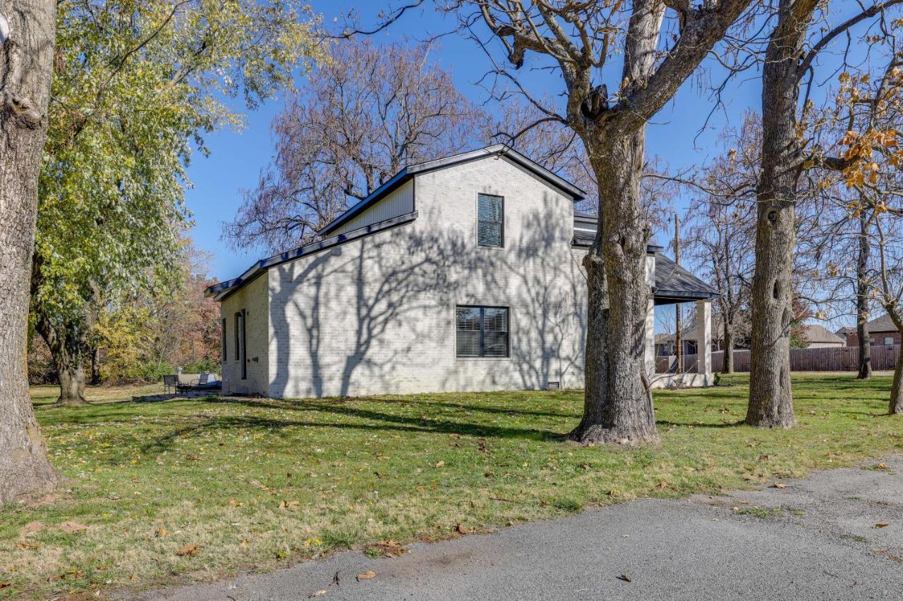 Modern Springdale Home 13 Mi To Fayetteville! Exterior photo